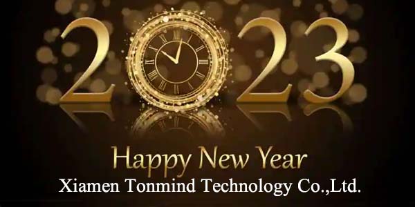 Уведомление о новогодних праздниках Tonmind 2023